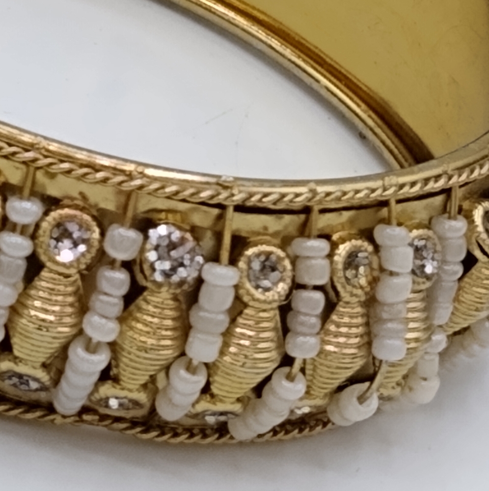 Wire Wrapped Wide Chunky Gold tone Beaded Wire Rhinestone Bangle Vintage - Picture 7 of 10